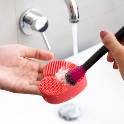 InnovaGoods Heart Makeup Brush Cleaner